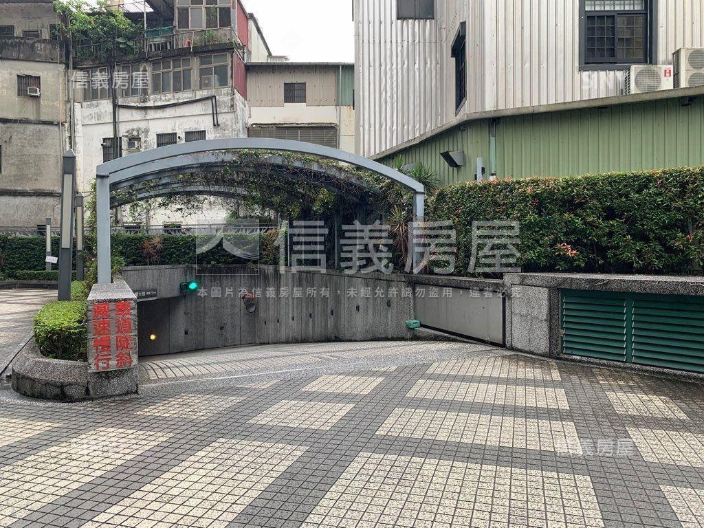 吉璞長虹優質商辦房屋室內格局與周邊環境
