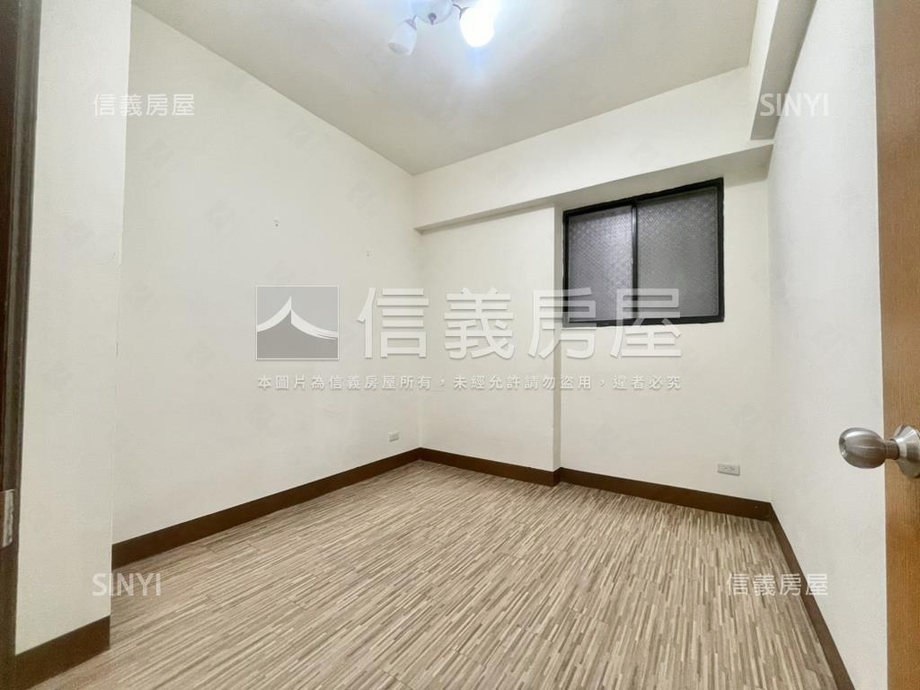 美麗島低總價方正三房房屋室內格局與周邊環境
