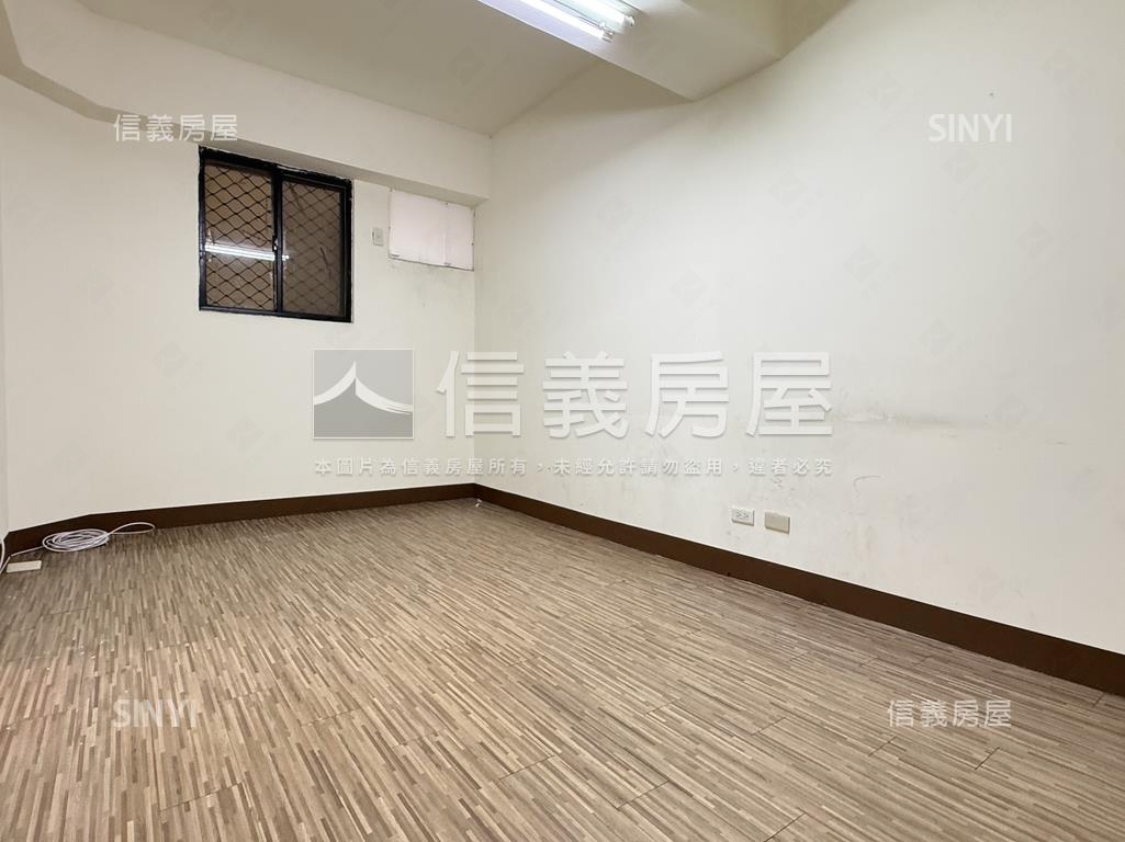 近捷運低總價成家三房房屋室內格局與周邊環境