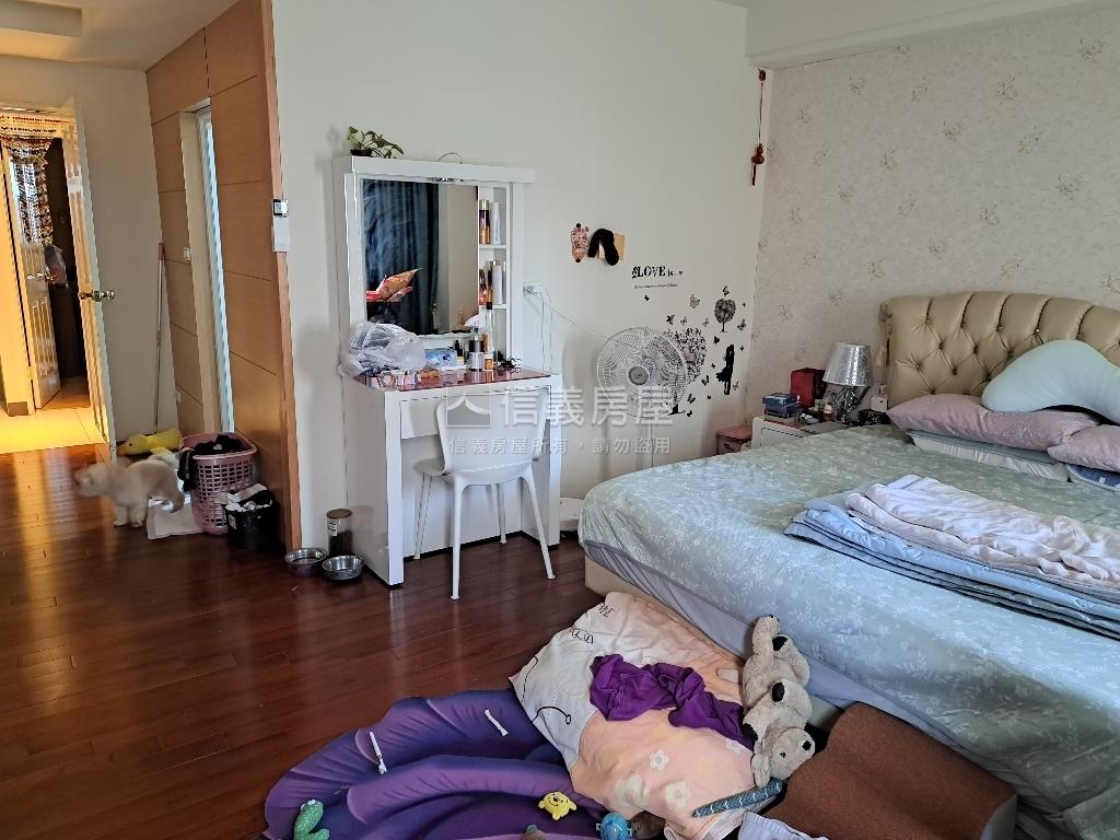 新高學區時尚風臨路美墅房屋室內格局與周邊環境