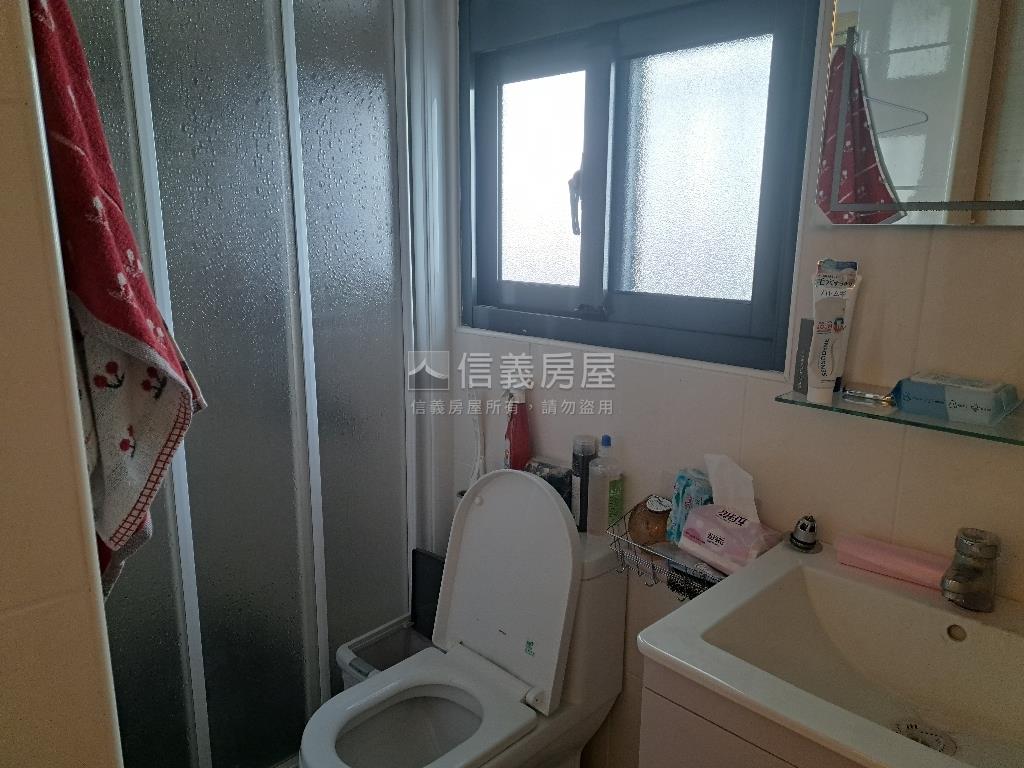 新高學區時尚風臨路美墅房屋室內格局與周邊環境