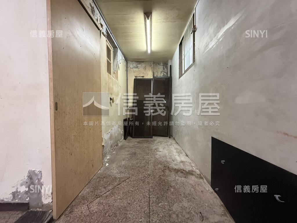 江翠仁化街面寬熱鬧金店面房屋室內格局與周邊環境