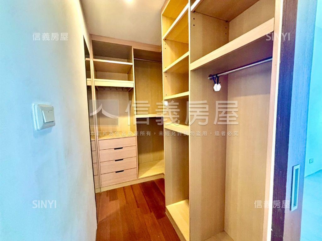 中正標準三房美廈房屋室內格局與周邊環境