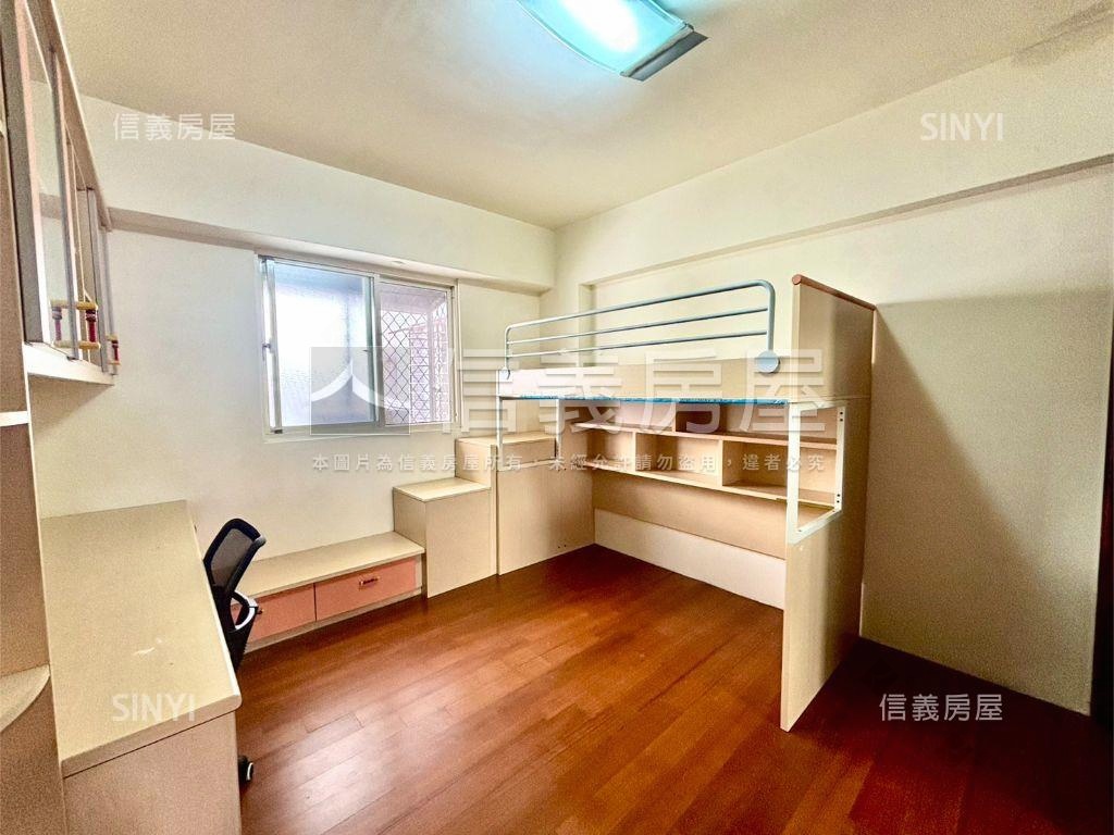 中正標準三房美廈房屋室內格局與周邊環境