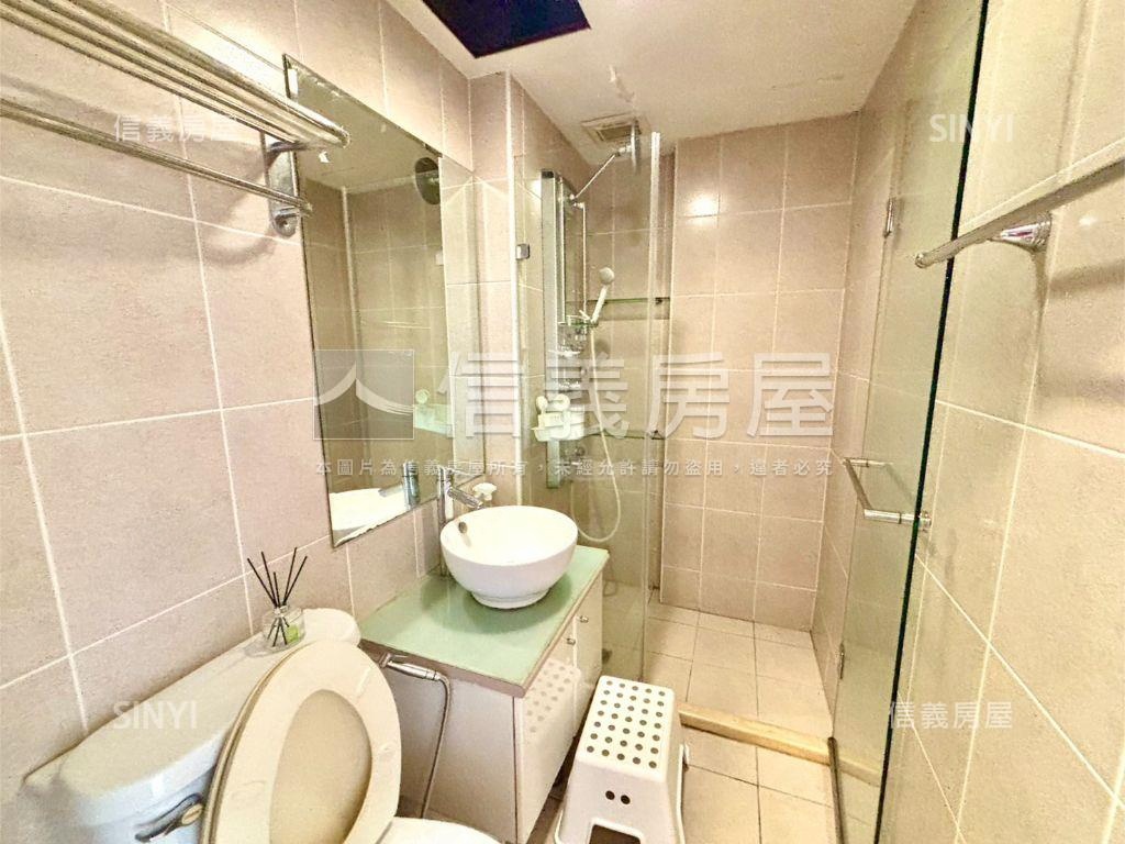 中正標準三房美廈房屋室內格局與周邊環境