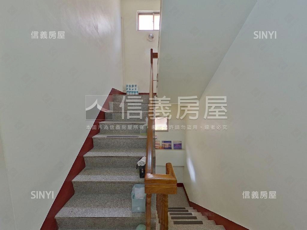 近彰興國中～邊間花園美墅房屋室內格局與周邊環境