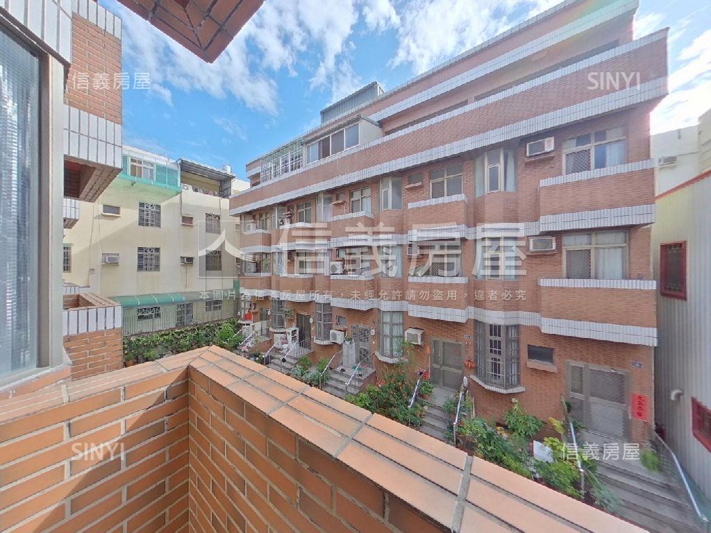 近彰興國中～邊間花園美墅房屋室內格局與周邊環境