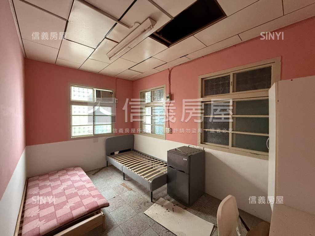 近成大面寬透天房屋室內格局與周邊環境