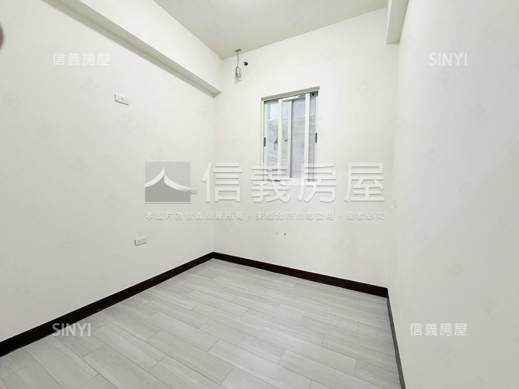 近Ａ２２捷運中壢夜市透天房屋室內格局與周邊環境