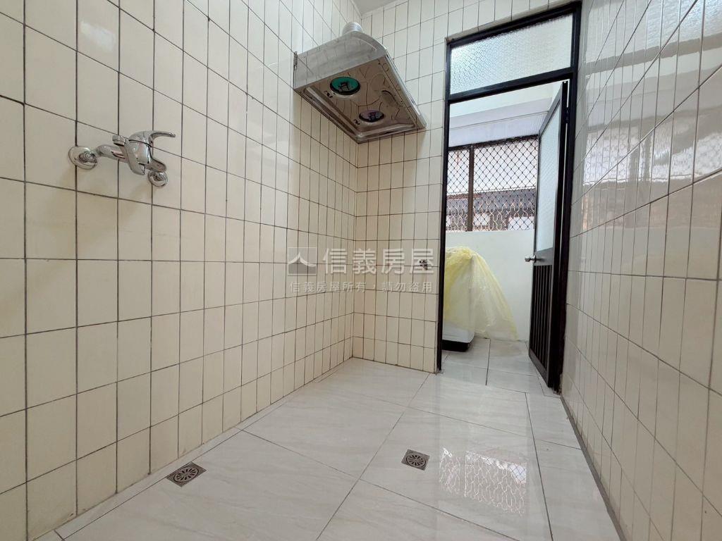 全新整理近櫻花捷運美寓房屋室內格局與周邊環境