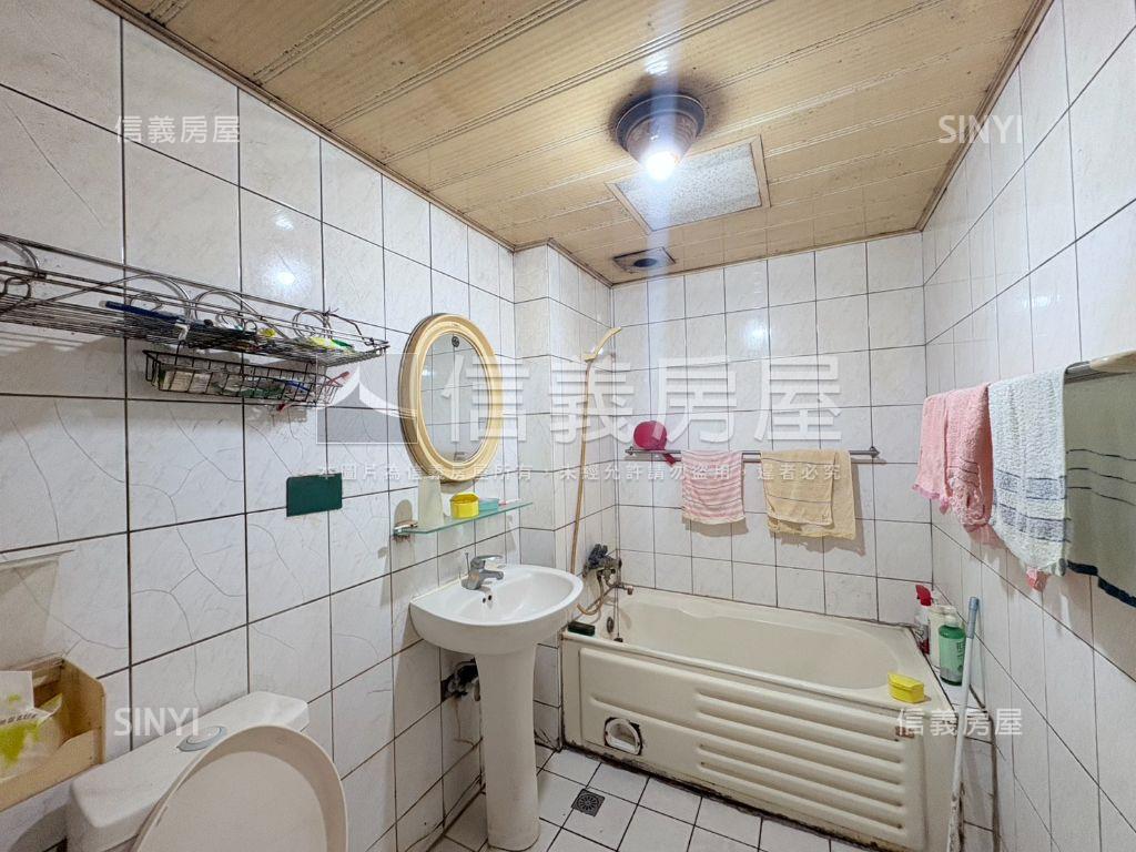 【專任】松天下三房車位房屋室內格局與周邊環境