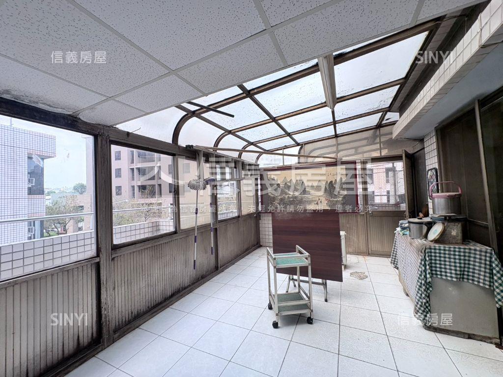 【專任】松天下三房車位房屋室內格局與周邊環境