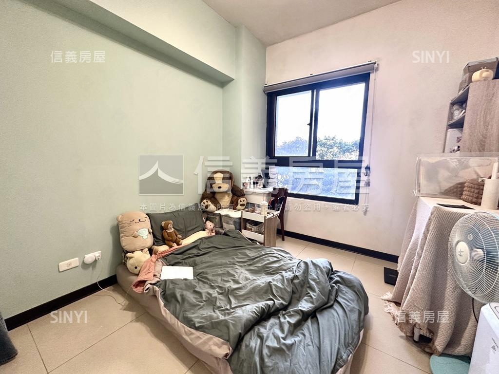 埤塘公園旁美四房車位房屋室內格局與周邊環境