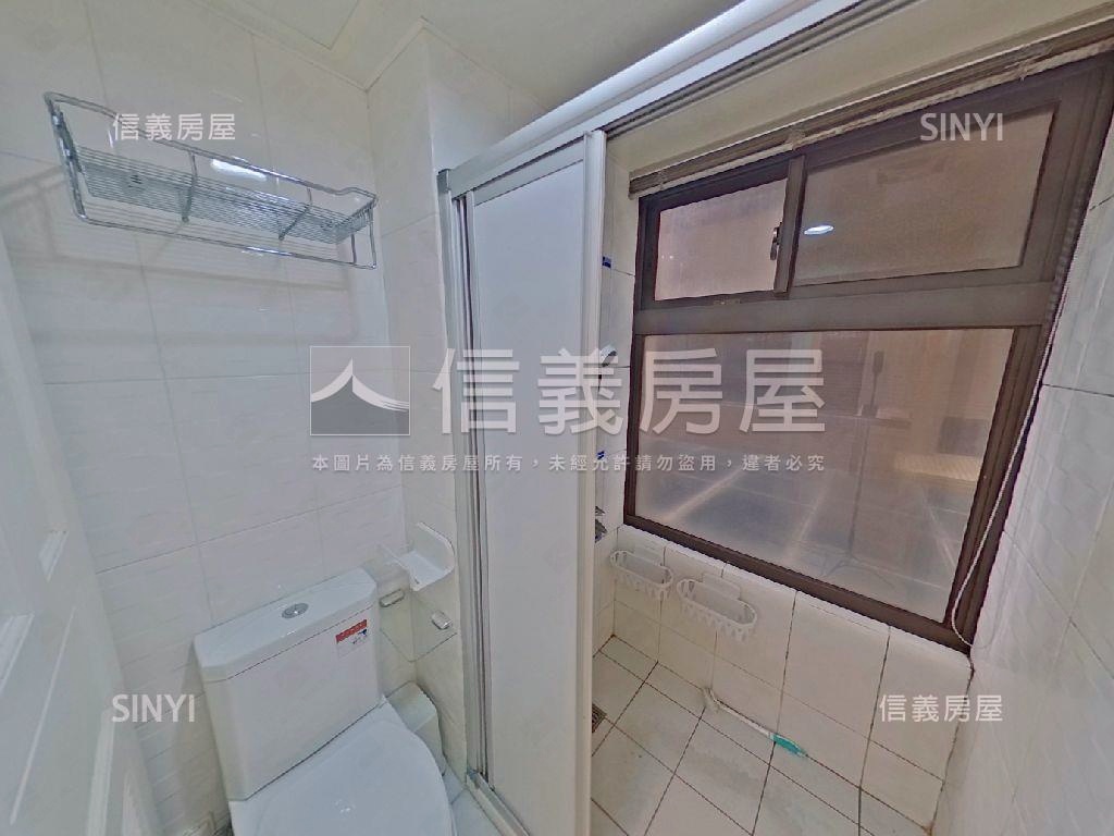 埤塘公園旁美四房車位房屋室內格局與周邊環境