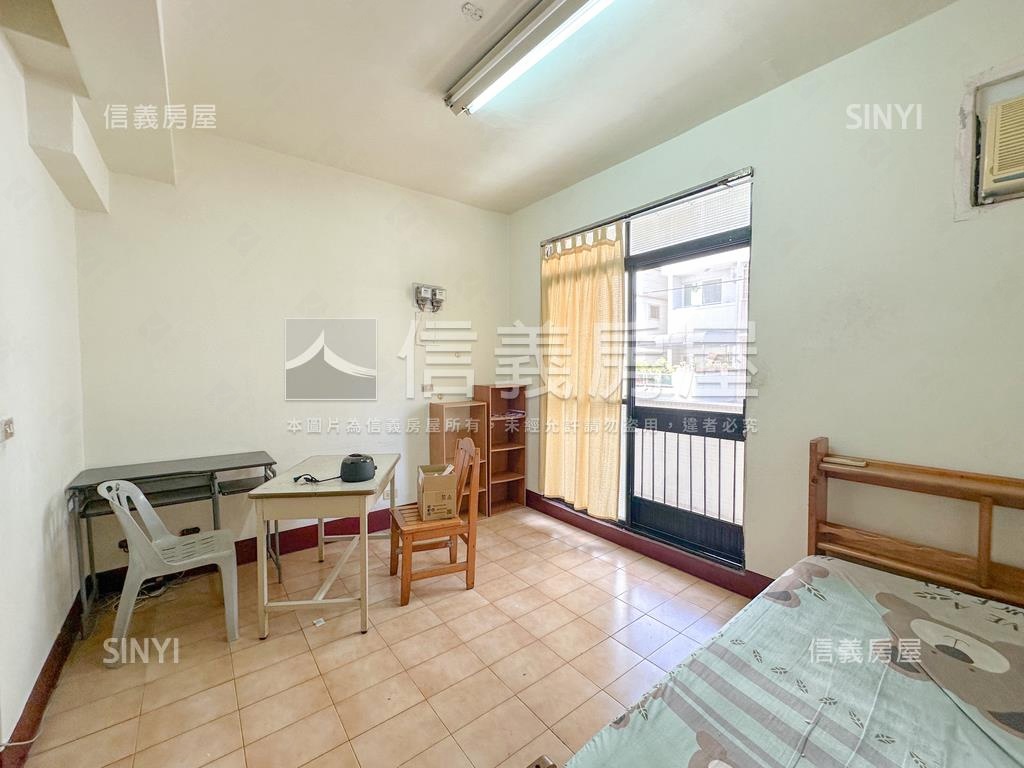 大裕。車藏居房屋室內格局與周邊環境