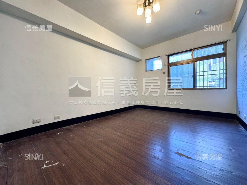 正文心南路低總價三房房屋室內格局與周邊環境