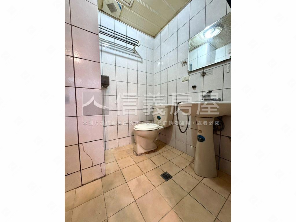 正文心南路低總價三房房屋室內格局與周邊環境