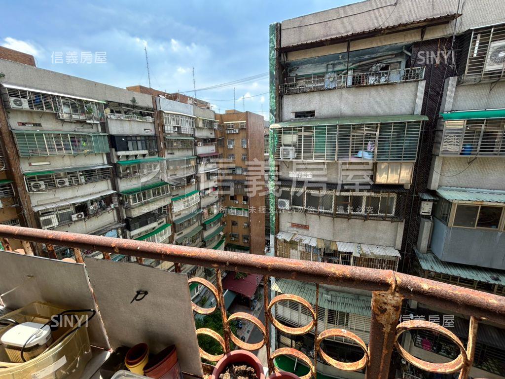 國光高樓美兩房房屋室內格局與周邊環境