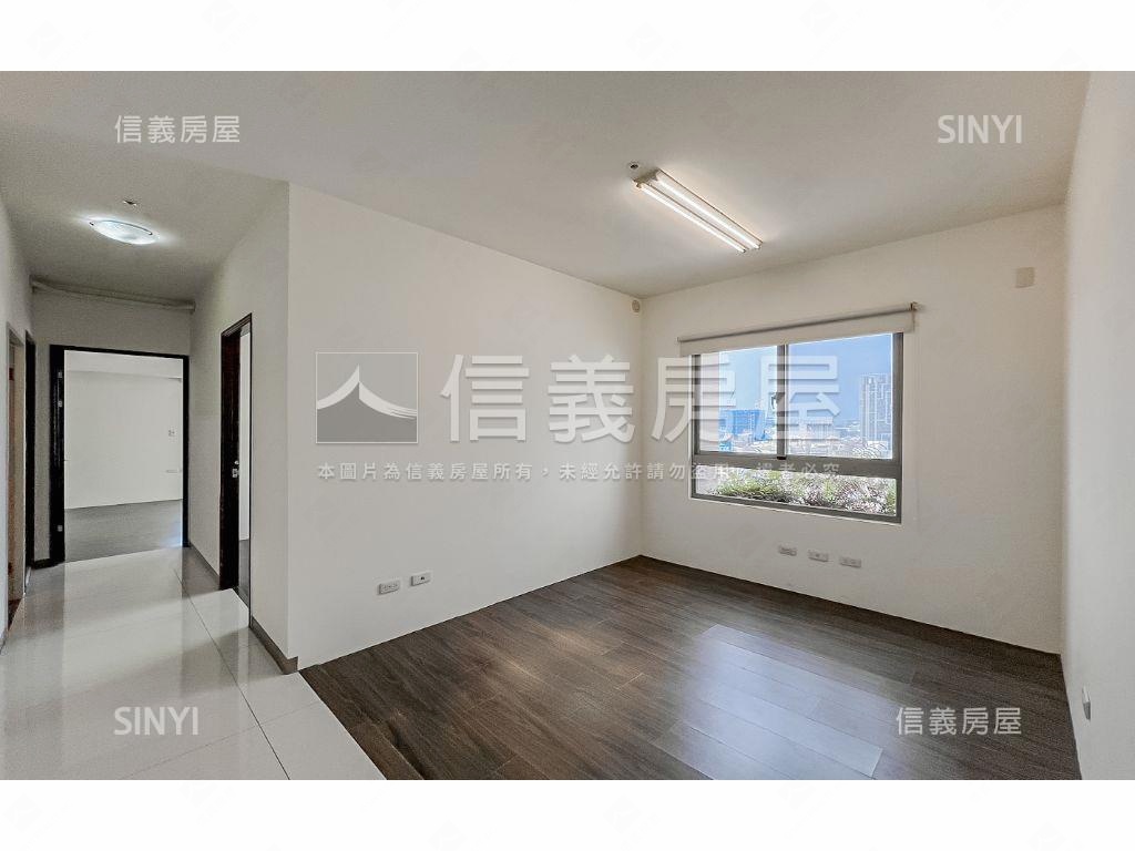 經貿巴黎。３房１室視野戶房屋室內格局與周邊環境