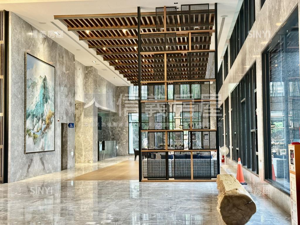 百川凱硯帝王座向三房車位房屋室內格局與周邊環境