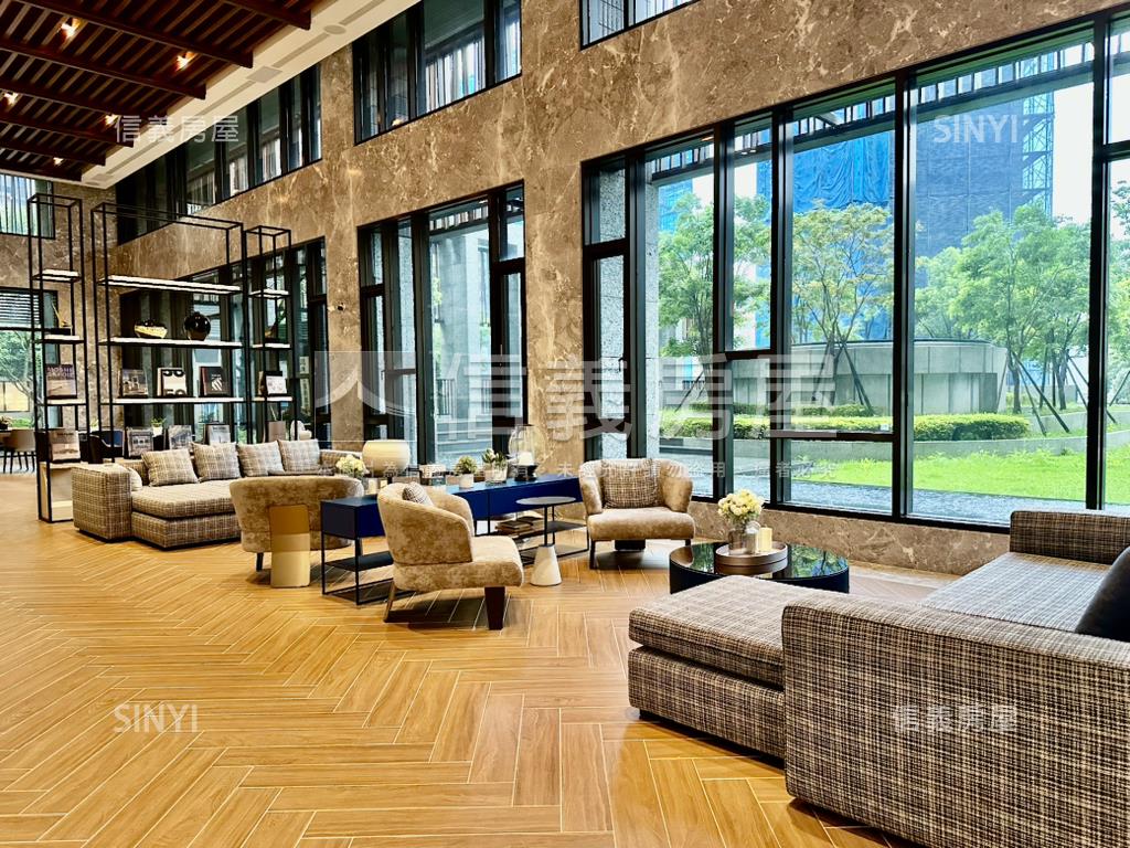 百川凱硯帝王座向三房車位房屋室內格局與周邊環境