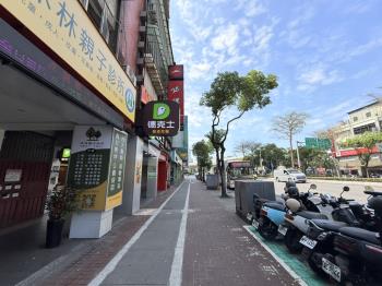 新埔捷運旁首選二樓