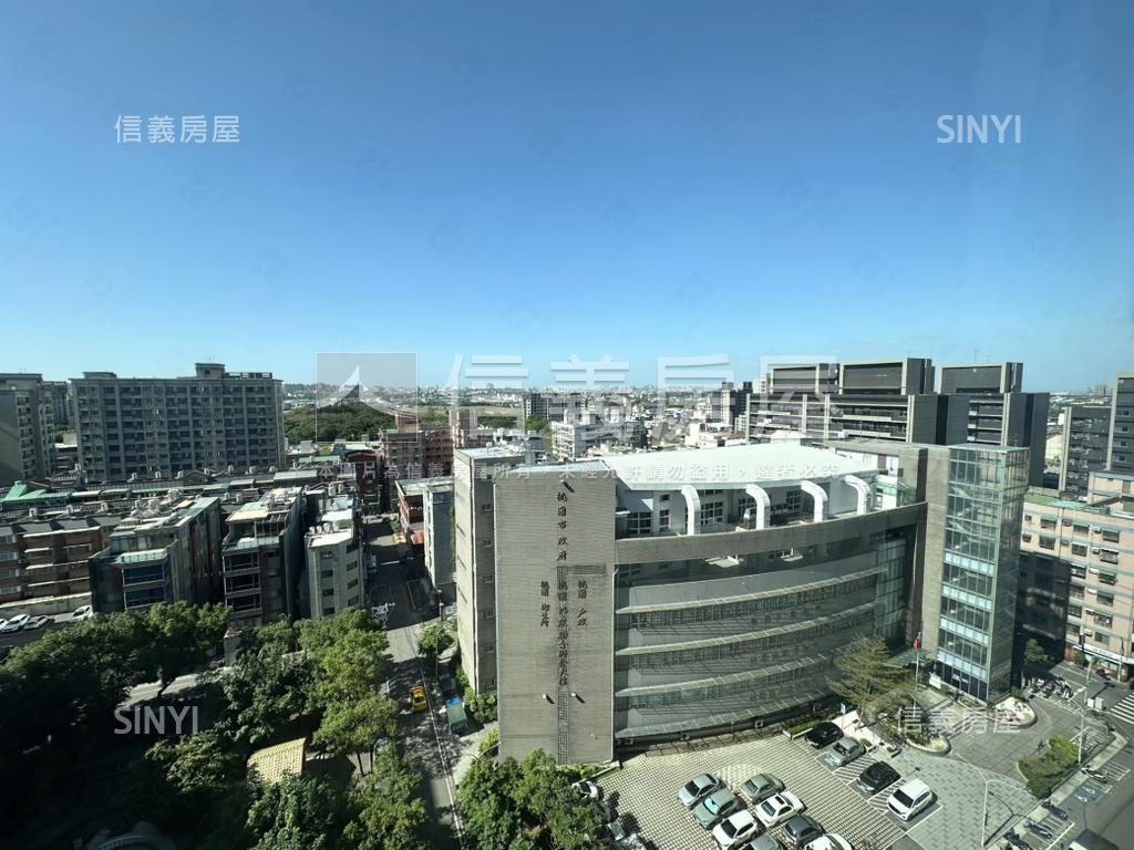 中路御品｜視野佳三房車位房屋室內格局與周邊環境