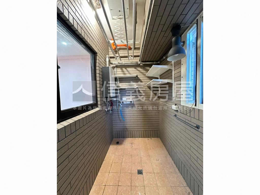 中路御品｜視野佳三房車位房屋室內格局與周邊環境