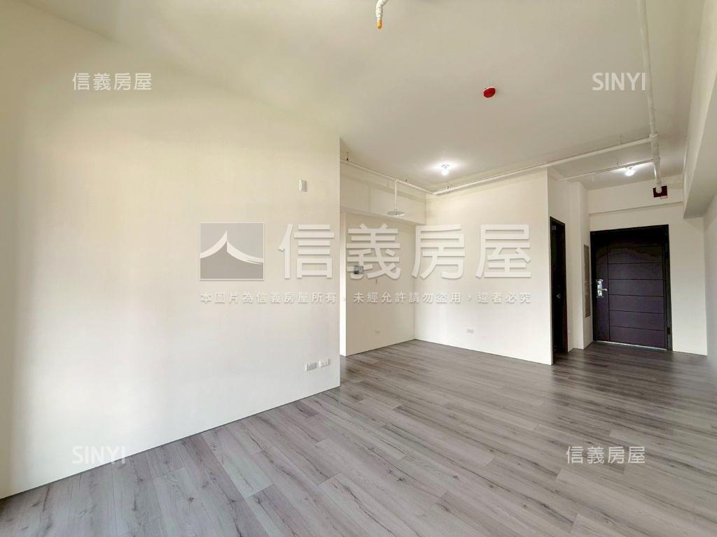 １１期全新未入住三房平車房屋室內格局與周邊環境