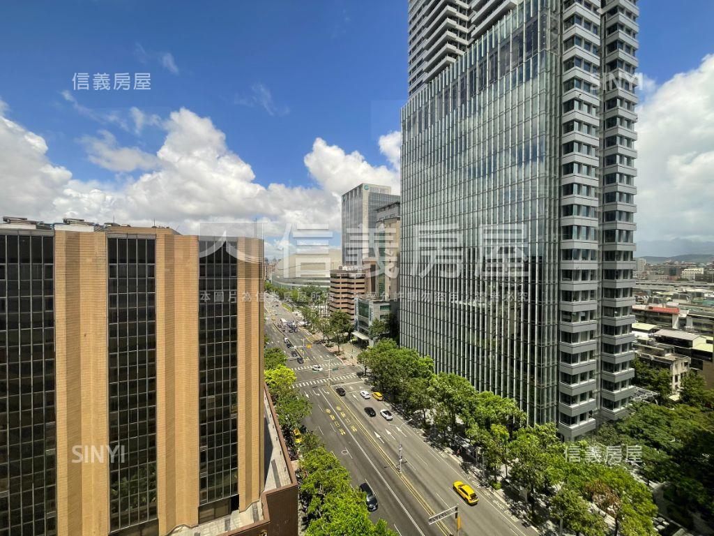 忠孝市府三連大樓房屋室內格局與周邊環境