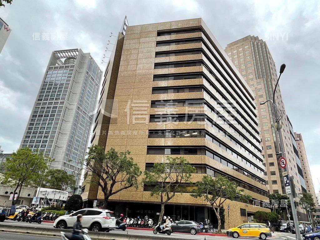 忠孝市府三連大樓房屋室內格局與周邊環境