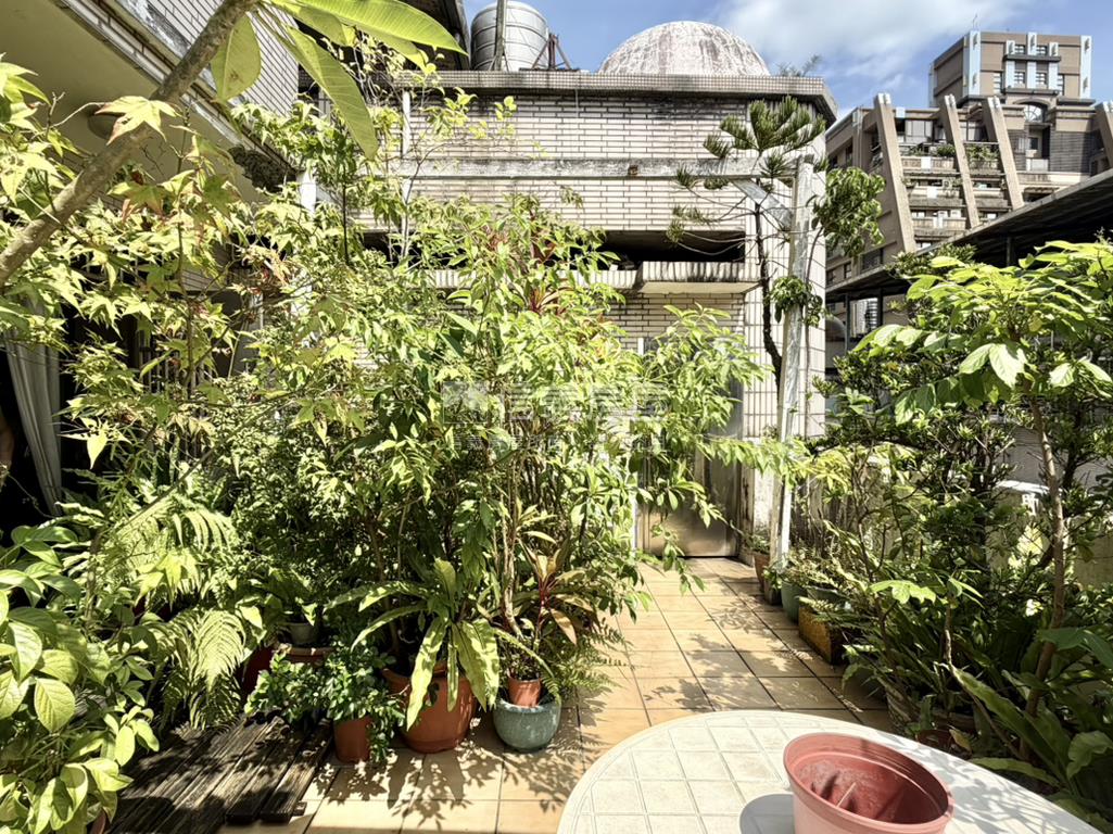 府中御花園美學美屋房屋室內格局與周邊環境