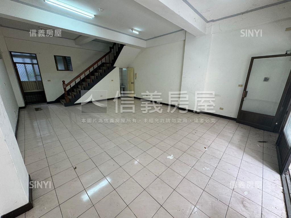 極上大面寬店面附平車美宅房屋室內格局與周邊環境