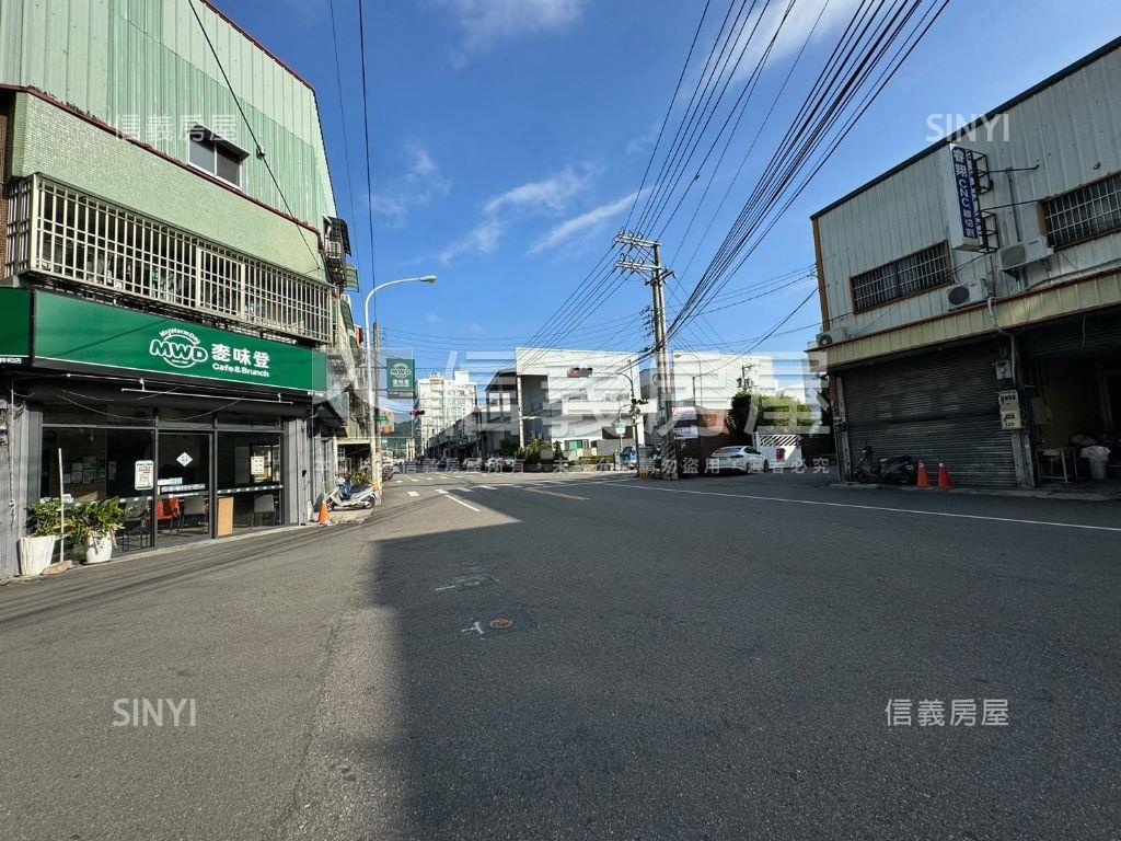 極上大面寬店面附平車美宅房屋室內格局與周邊環境