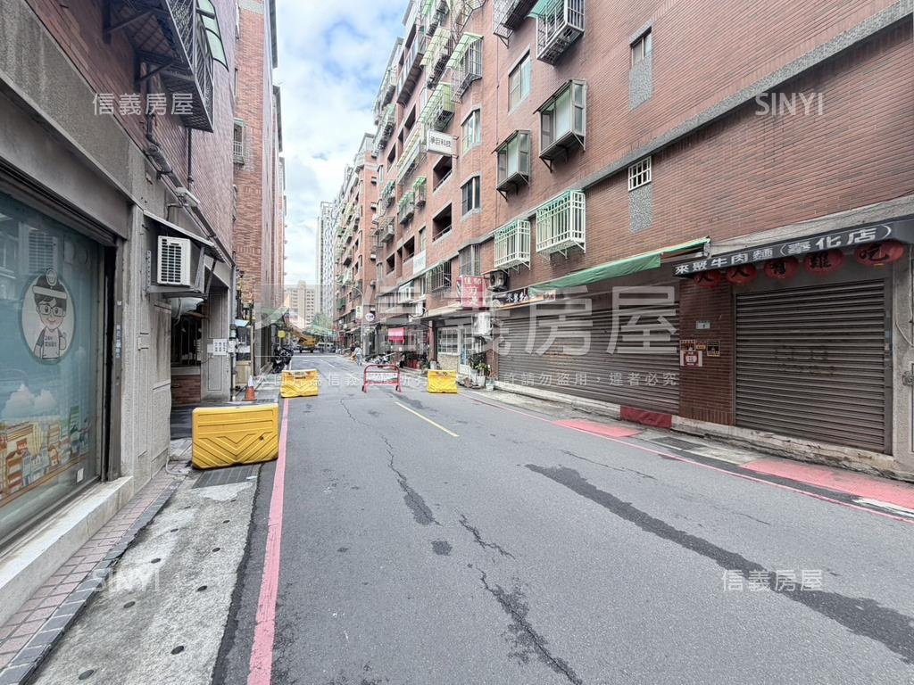 聯邦小店面房屋室內格局與周邊環境