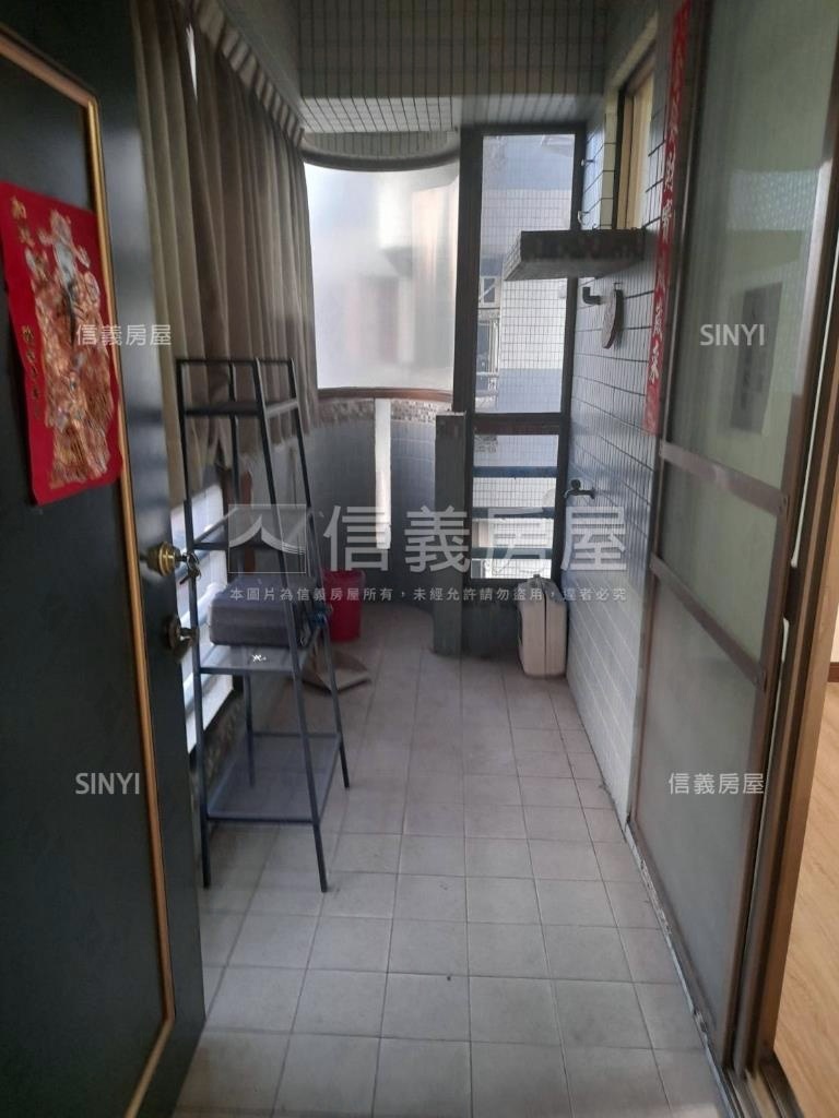 ✦名人山水✦三房平車房屋室內格局與周邊環境