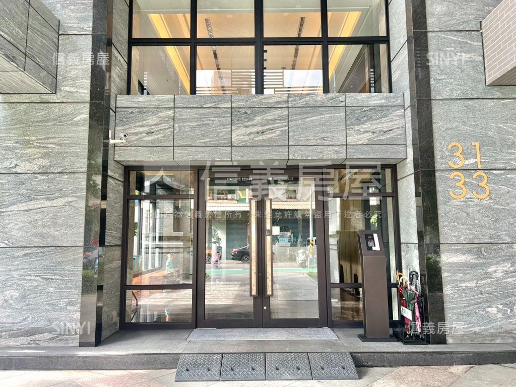 專任佳泰大方視野兩房平車房屋室內格局與周邊環境