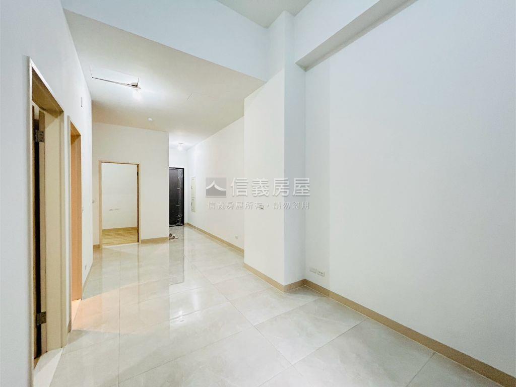 金之邸兩房兩衛浴１Ｆ房屋室內格局與周邊環境