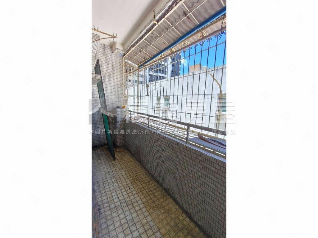 近捷運武廟寬敞明亮２樓房屋室內格局與周邊環境