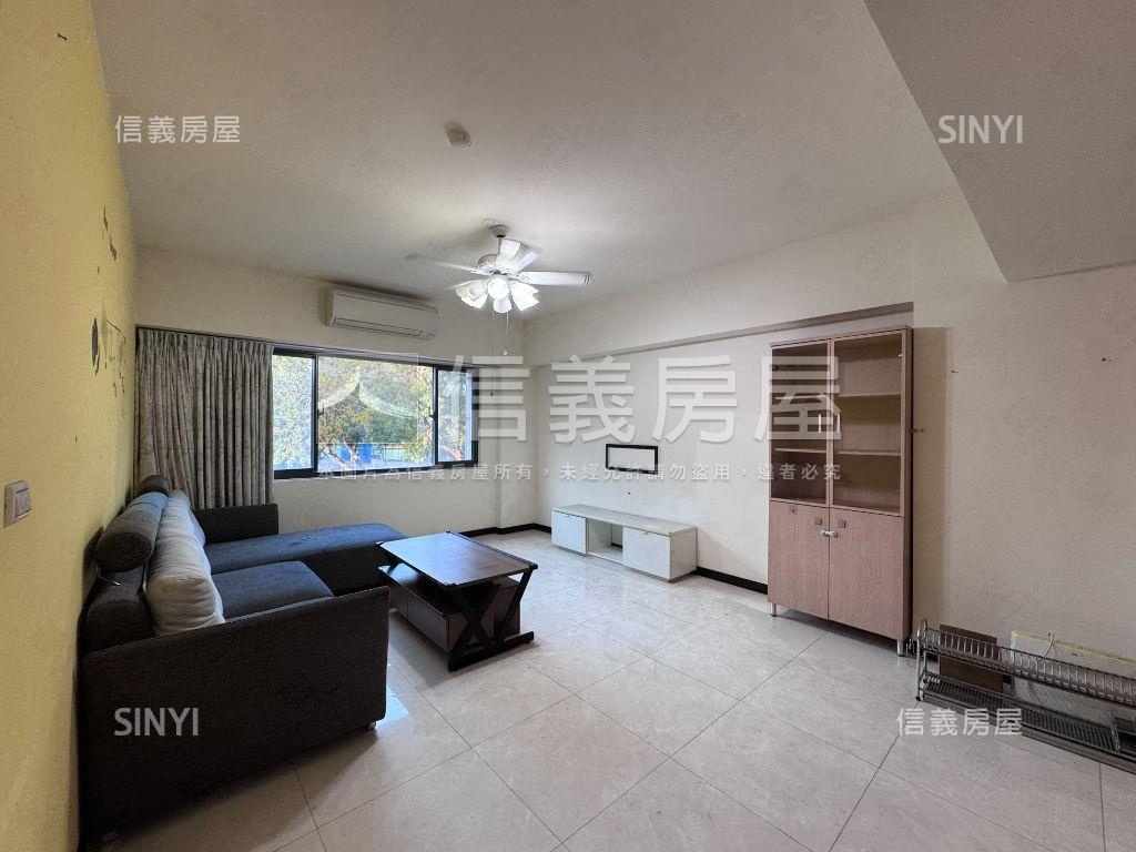 面校園美麗３房平車房屋室內格局與周邊環境