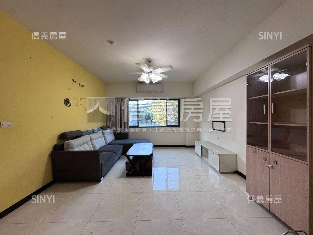 面校園美麗３房平車房屋室內格局與周邊環境