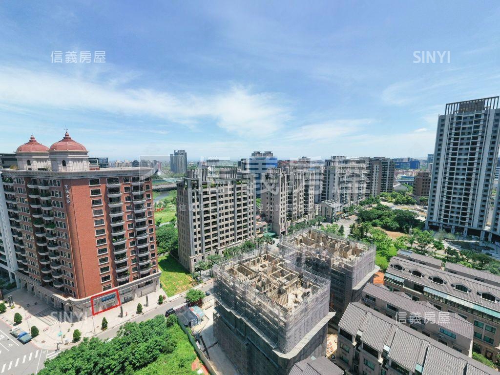 青埔近華泰角窗收租金店面房屋室內格局與周邊環境