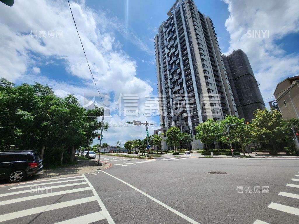 青埔近華泰角窗收租金店面房屋室內格局與周邊環境
