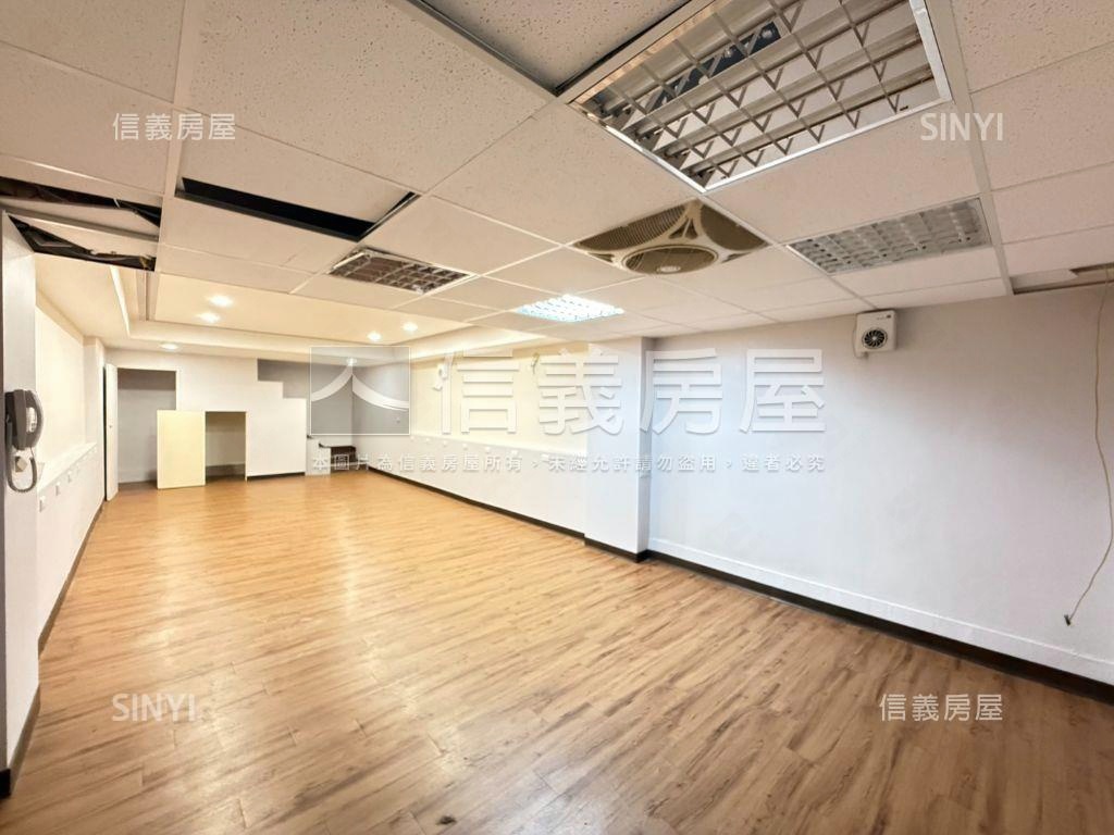 勤美草悟道第一排透天店面房屋室內格局與周邊環境