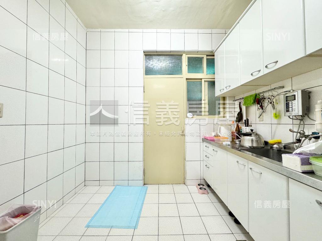 寬巷子公寓二樓房屋室內格局與周邊環境