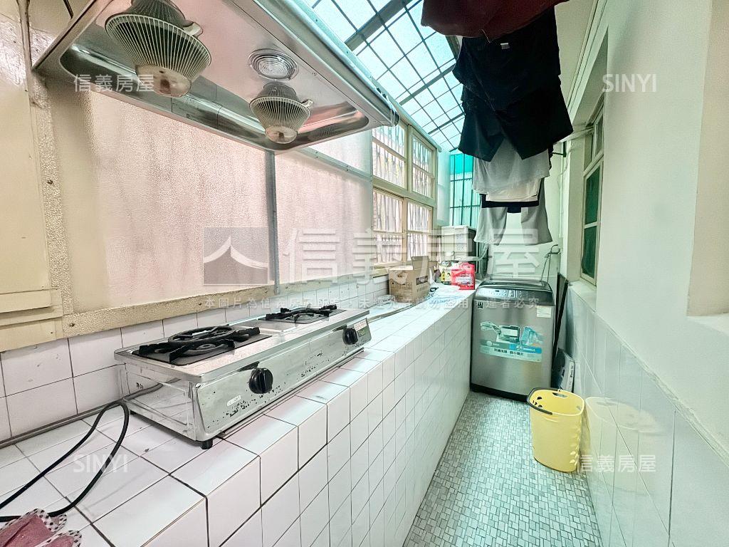 寬巷子公寓二樓房屋室內格局與周邊環境