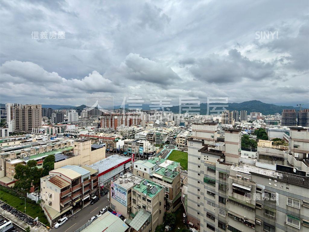 面山景兩房兩衛平車房屋室內格局與周邊環境
