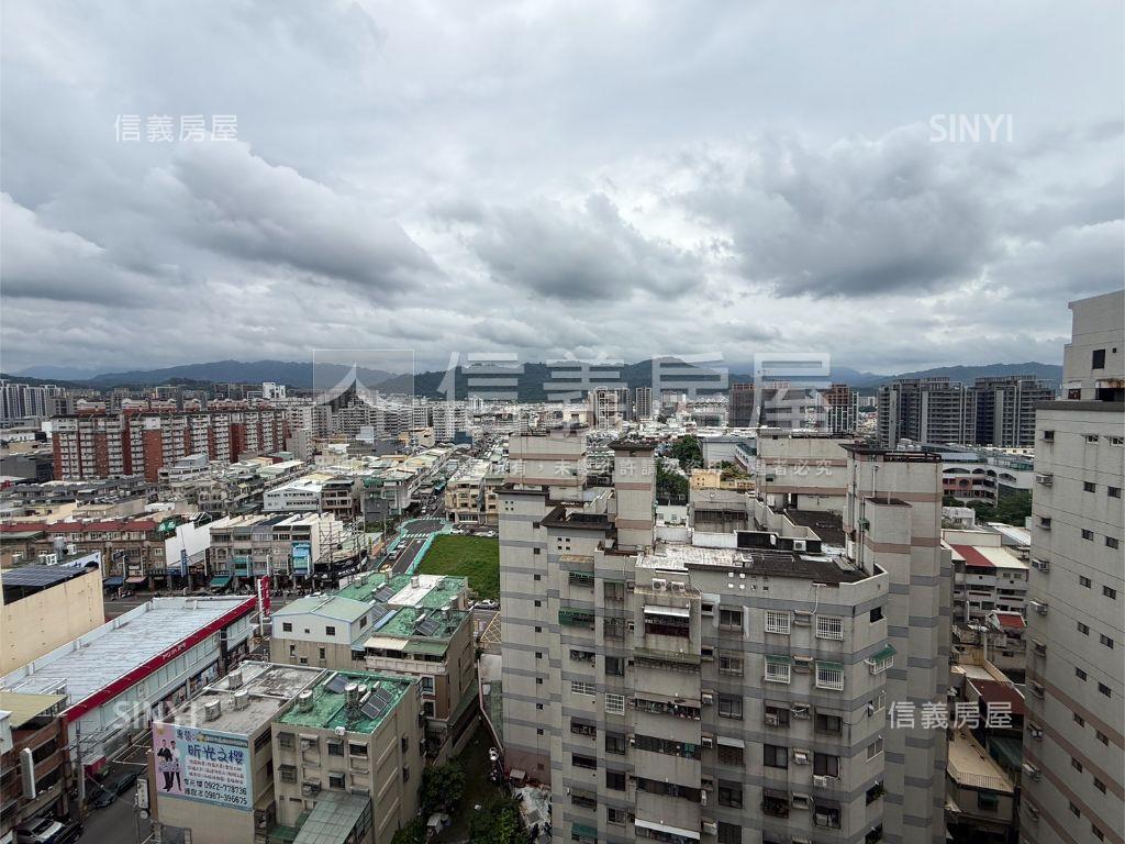 面山景兩房兩衛平車房屋室內格局與周邊環境