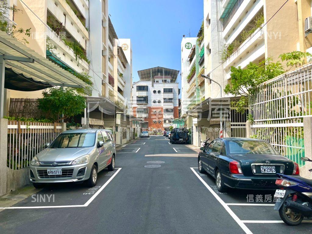 近台積電景觀４房房屋室內格局與周邊環境
