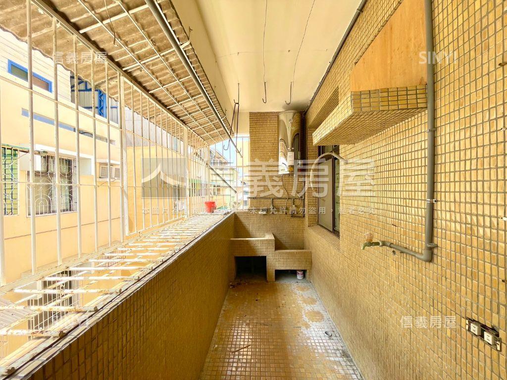 近台積電景觀４房房屋室內格局與周邊環境